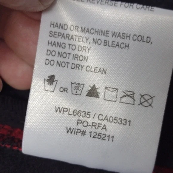 Woolrich Plaid Red and Black Women's XL Vest - Picture 9 of 9